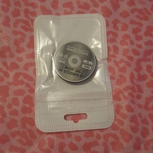 MAC /Jeremy Scott for MAC popsocket